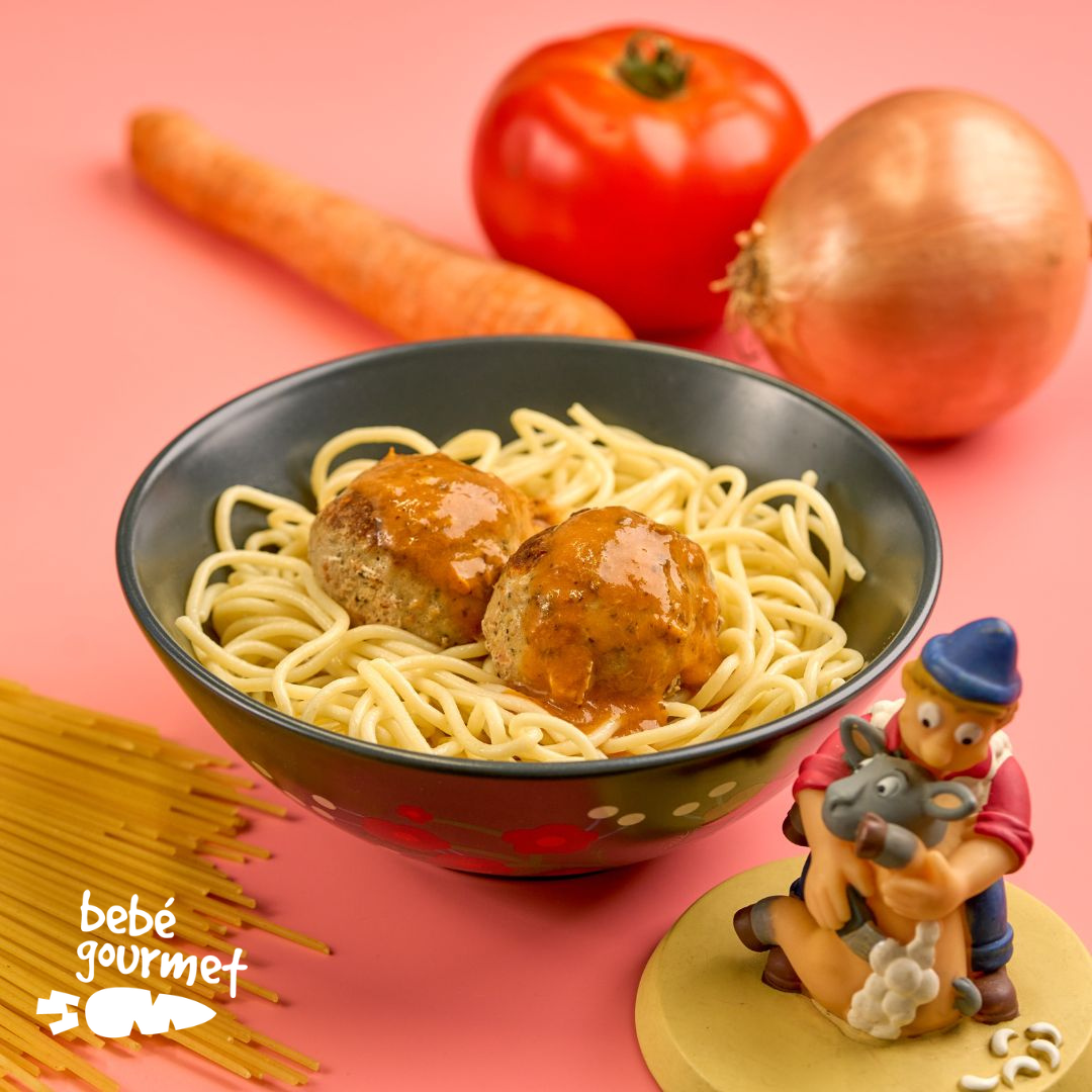 Almôndegas de Atum em Molho de Tomate com Esparguete  (12+)